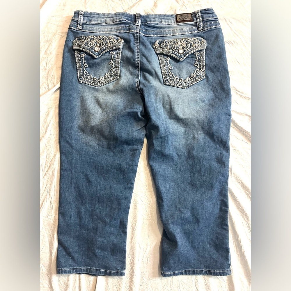 Earl Jean Women's Blue Cropped Jeans with Embellished Pockets Size 15